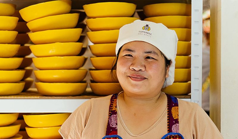 All About Beeswax: 9 Amazing Facts