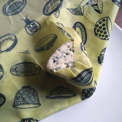 Storing hard and soft cheese without plastic using beeswax wraps